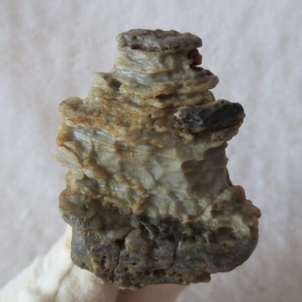mountain shaped gobi wind carved layered agate natural rough stone specimen (v07) (copy)