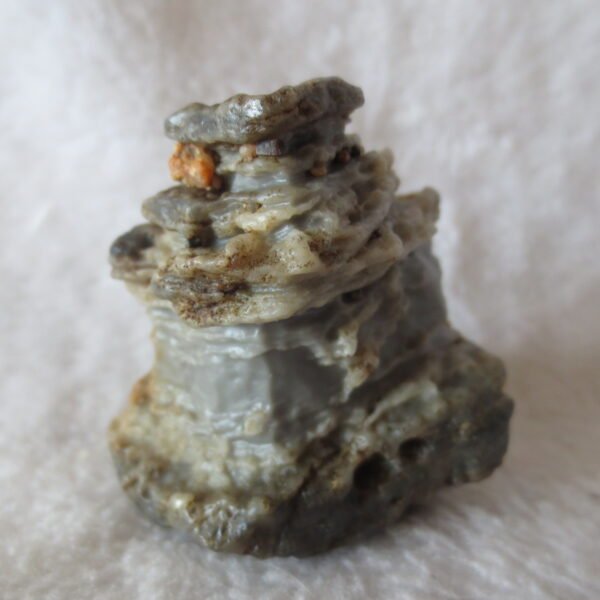 mountain shaped gobi wind carved layered agate natural rough stone specimen (v08)