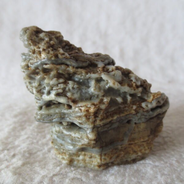 mountain shaped gobi wind carved layered agate natural rough stone specimen (v11)
