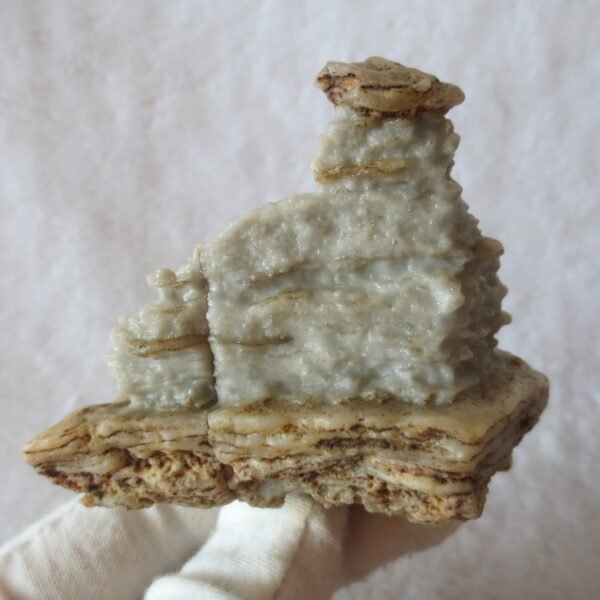 mountain shaped gobi wind carved layered agate natural rough stone specimen (v17)