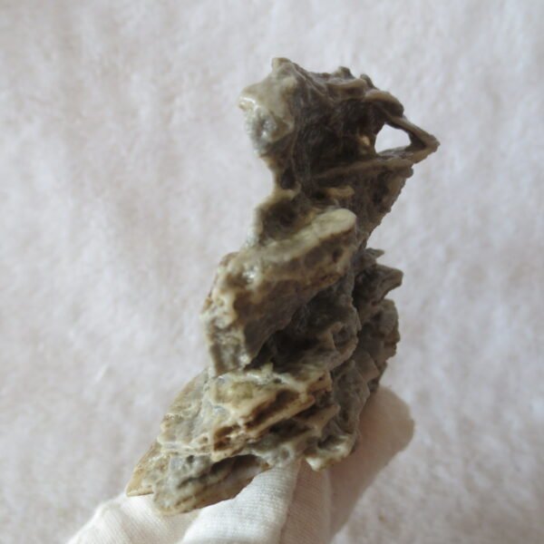 mountain shaped gobi wind carved layered agate natural rough stone specimen (v18)
