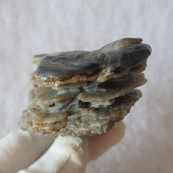mountain shaped gobi wind carved layered agate natural rough stone specimen (v21)
