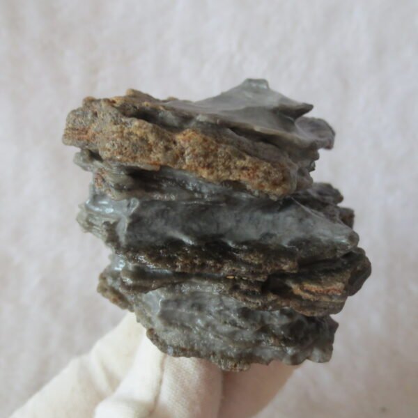 mountain shaped gobi wind carved layered agate natural rough stone specimen (v24) (copy)