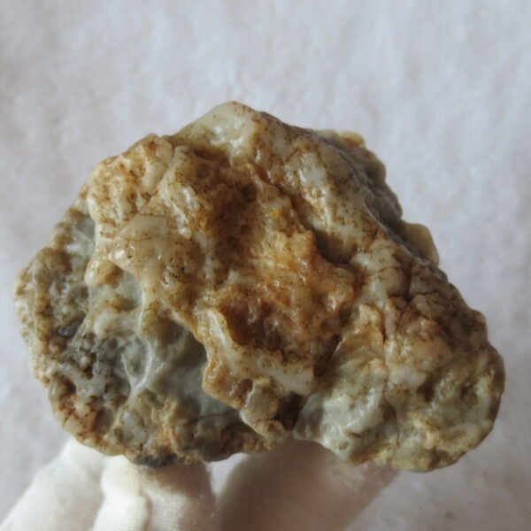 mountain shaped gobi wind carved layered agate natural rough stone specimen (v28) (copy)