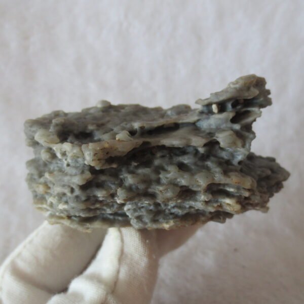 mountain shaped gobi wind carved layered agate natural rough stone specimen (v32)