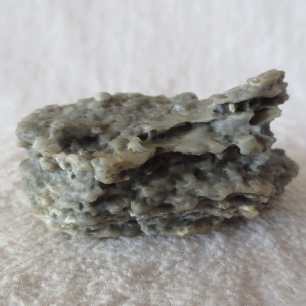 mountain shaped gobi wind carved layered agate natural rough stone specimen (v32)