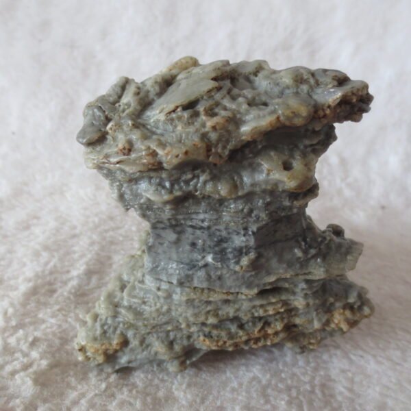 mountain shaped gobi wind carved layered agate natural rough stone specimen (v32) (copy)