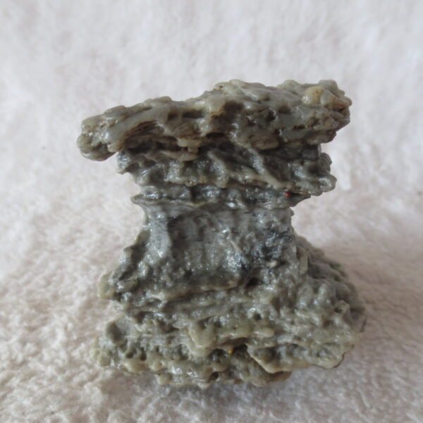 mountain shaped gobi wind carved layered agate natural rough stone specimen (v32) (copy)