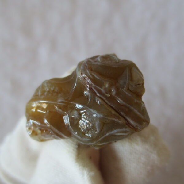 natural gobi vein agate raw stone, jinmai stone specimen (q20） (copy)