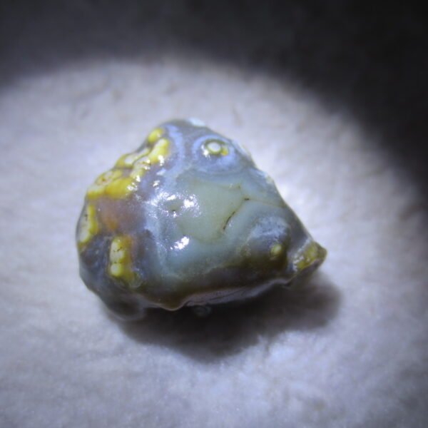 natural gobi vein agate raw stone, jinmai stone specimen (q22） (copy)
