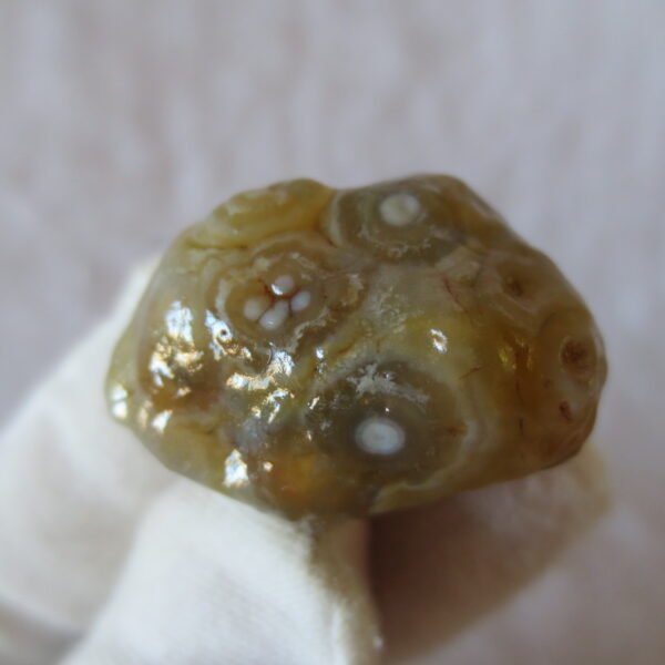 natural gobi vein agate raw stone, jinmai stone specimen (q37) (copy)
