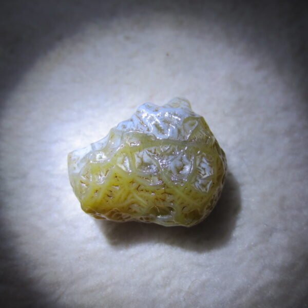natural gobi vein agate raw stone, jinmai stone specimen (q50）