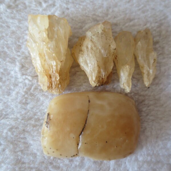 natural desert gobi agate crystal and stone symbiotic minerals, home decor, energy stones (s03）