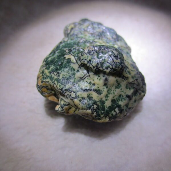natural green grass flower gobi moss agate , desert gobi stone mineral specimen (t01)