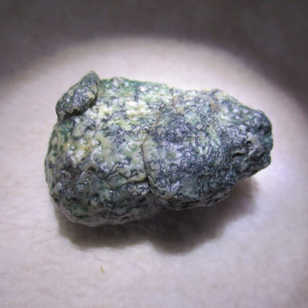 natural green grass flower gobi moss agate , desert gobi stone mineral specimen (t01)