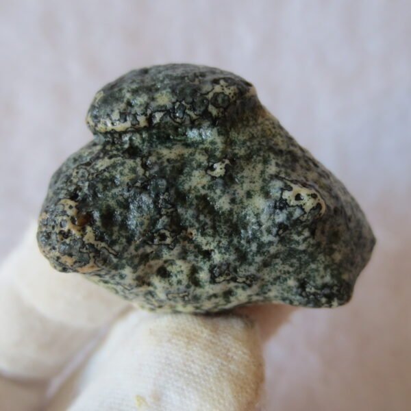 natural green grass flower gobi moss agate , desert gobi stone mineral specimen (t07） (copy)