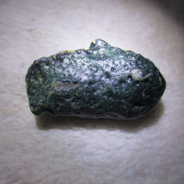 natural green grass flower gobi moss agate , desert gobi stone mineral specimen (t09）