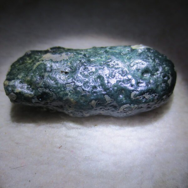 natural green grass flower gobi moss agate , desert gobi stone mineral specimen (t09）