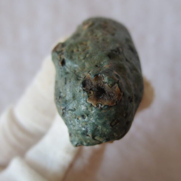 natural green grass flower gobi moss agate , desert gobi stone mineral specimen (t12）