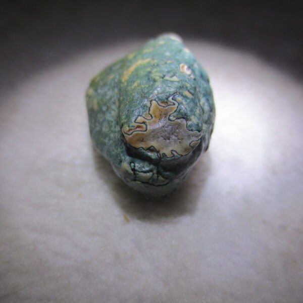natural green grass flower gobi moss agate , desert gobi stone mineral specimen (t12）