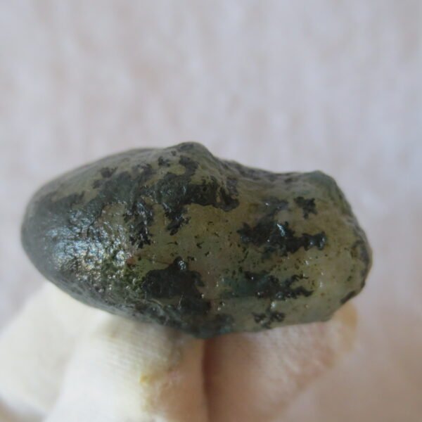 natural green grass flower gobi moss agate , desert gobi stone mineral specimen (t16）