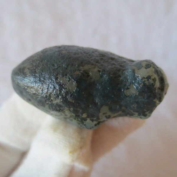natural green grass flower gobi moss agate , desert gobi stone mineral specimen (t16）