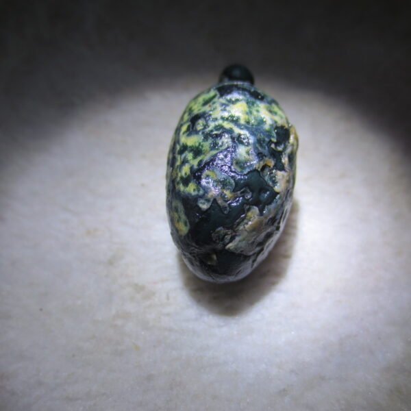 natural green grass flower gobi moss agate , desert gobi stone mineral specimen (t17）