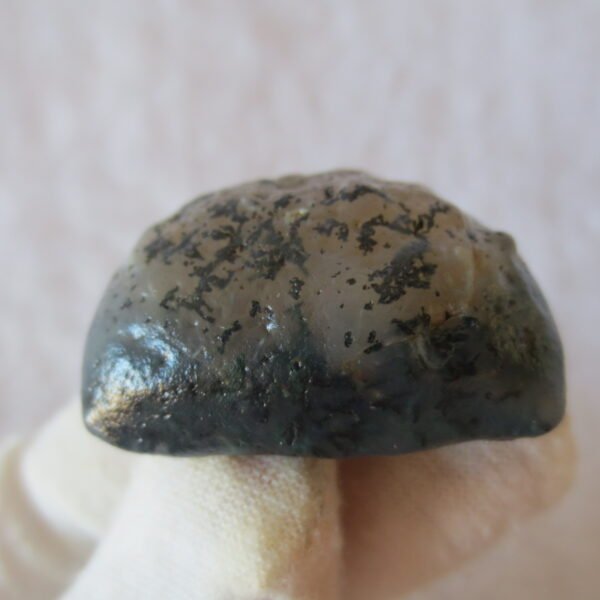 natural green grass flower gobi moss agate , desert gobi stone mineral specimen (t18）