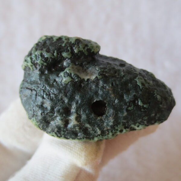natural green grass flower gobi moss agate , desert gobi stone mineral specimen (t18） (copy)