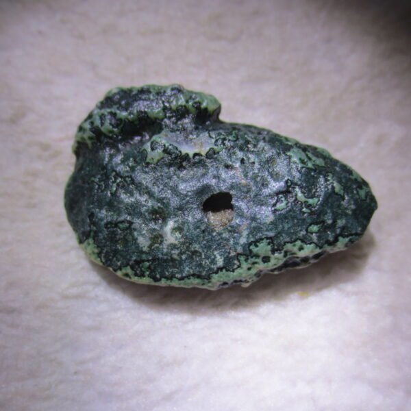 natural green grass flower gobi moss agate , desert gobi stone mineral specimen (t18） (copy)