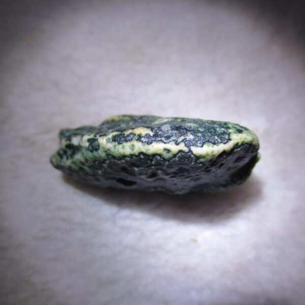 natural green grass flower gobi moss agate , desert gobi stone mineral specimen (t18） (copy)