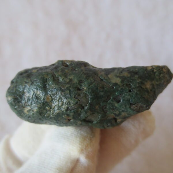 natural green grass flower gobi moss agate , desert gobi stone mineral specimen (t21）