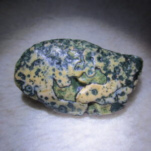 natural green grass flower gobi moss agate , desert gobi stone mineral specimen (t21） (copy)