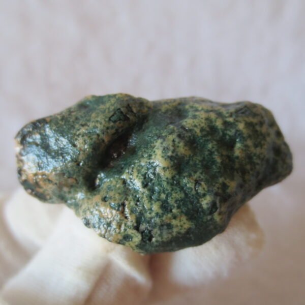 natural green grass flower gobi moss agate , desert gobi stone mineral specimen (t22) (copy)
