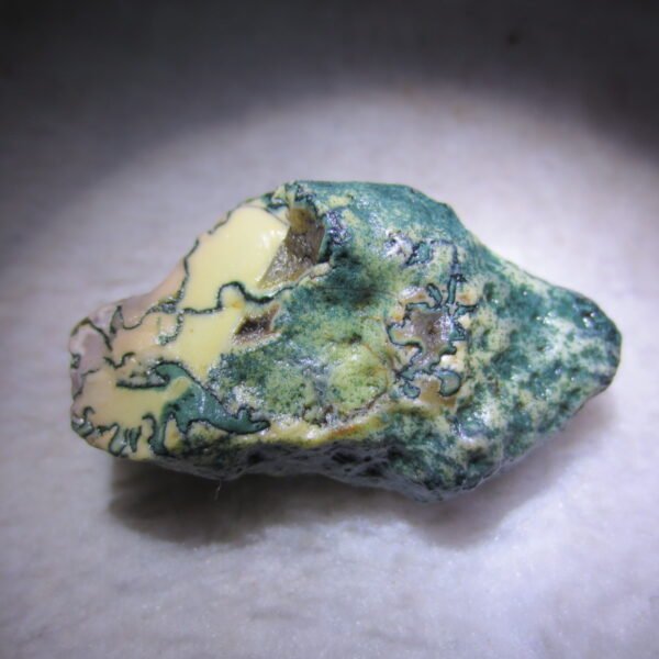 natural green grass flower gobi moss agate , desert gobi stone mineral specimen (t22) (copy)