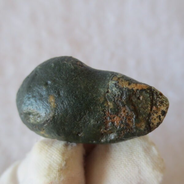 natural green grass flower gobi moss agate , desert gobi stone mineral specimen (t26）