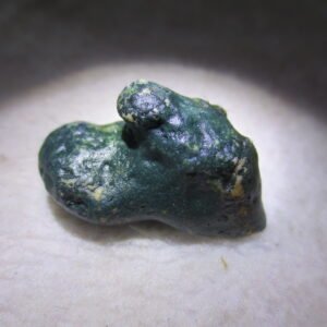 natural green grass flower gobi moss agate , desert gobi stone mineral specimen (t26）