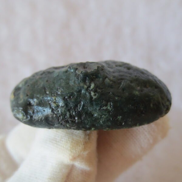 natural green grass flower gobi moss agate , desert gobi stone mineral specimen (t29）
