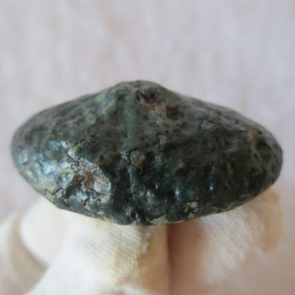 natural green grass flower gobi moss agate , desert gobi stone mineral specimen (t29）
