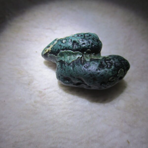 natural green grass flower gobi moss agate , desert gobi stone mineral specimen (t31)