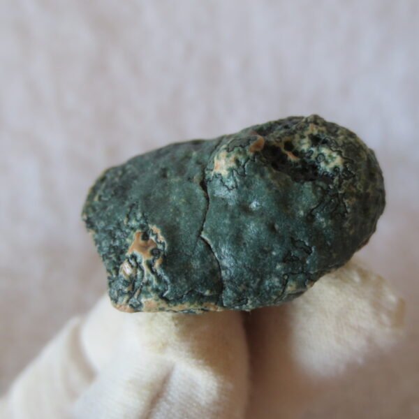 natural green grass flower gobi moss agate , desert gobi stone mineral specimen (t32） (copy)