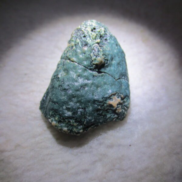 natural green grass flower gobi moss agate , desert gobi stone mineral specimen (t32） (copy)