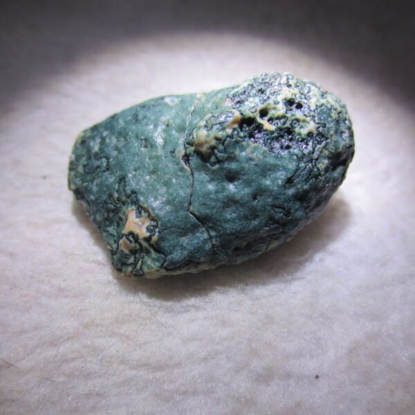 natural green grass flower gobi moss agate , desert gobi stone mineral specimen (t32） (copy)