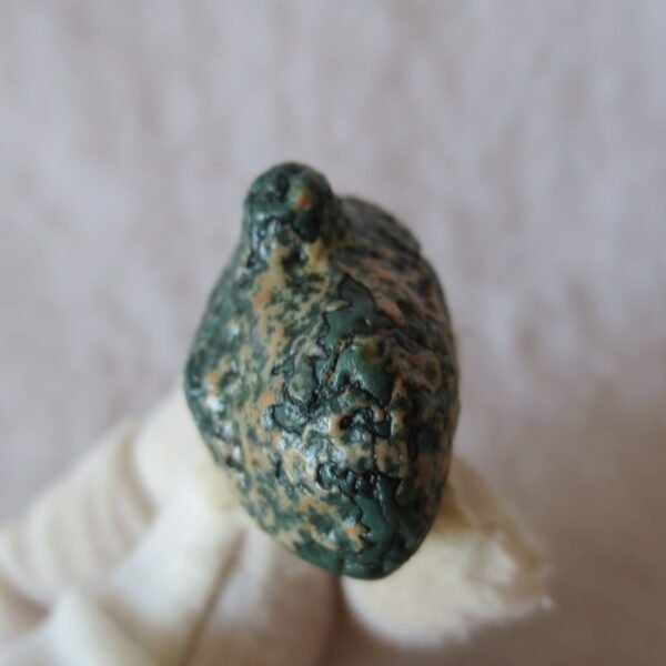 natural green grass flower gobi moss agate , desert gobi stone mineral specimen (t39）