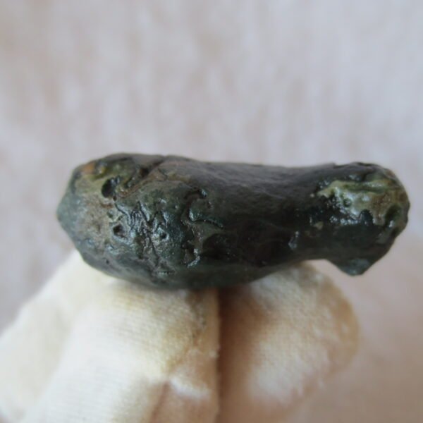 natural green grass flower gobi moss agate , desert gobi stone mineral specimen (t43） (copy)
