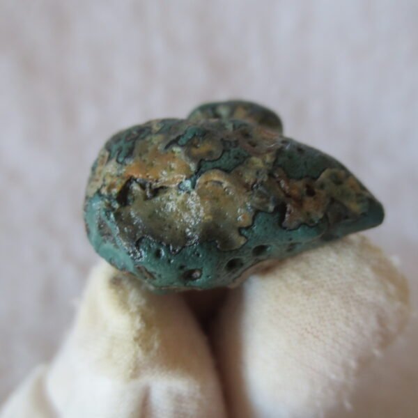 natural green grass flower gobi moss agate , desert gobi stone mineral specimen (t44) (copy)