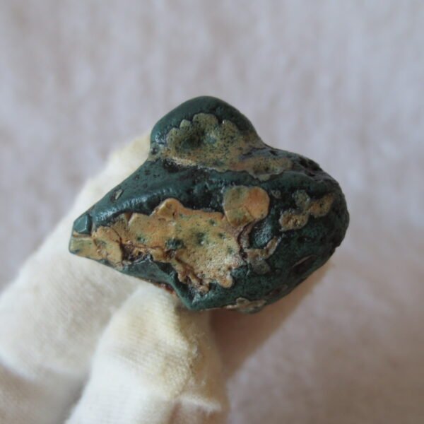 natural green grass flower gobi moss agate , desert gobi stone mineral specimen (t44) (copy)