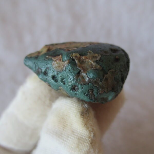 natural green grass flower gobi moss agate , desert gobi stone mineral specimen (t44) (copy)