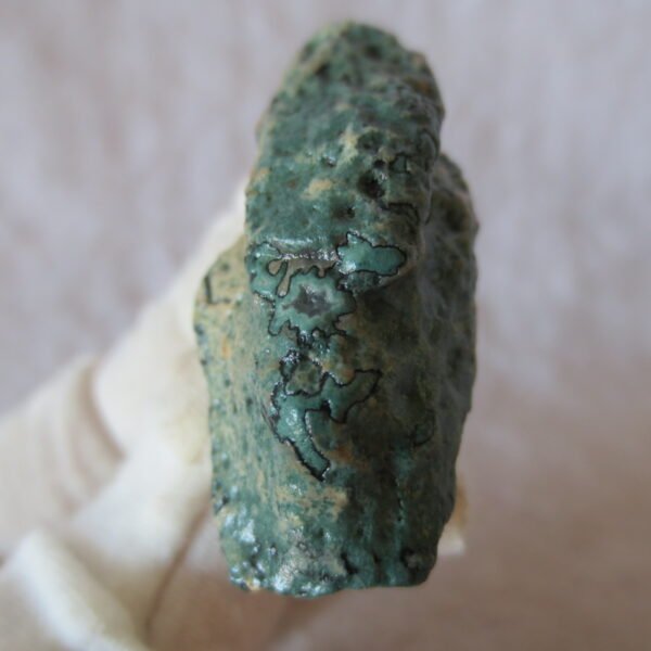 natural green grass flower gobi moss agate , desert gobi stone mineral specimen (t47)