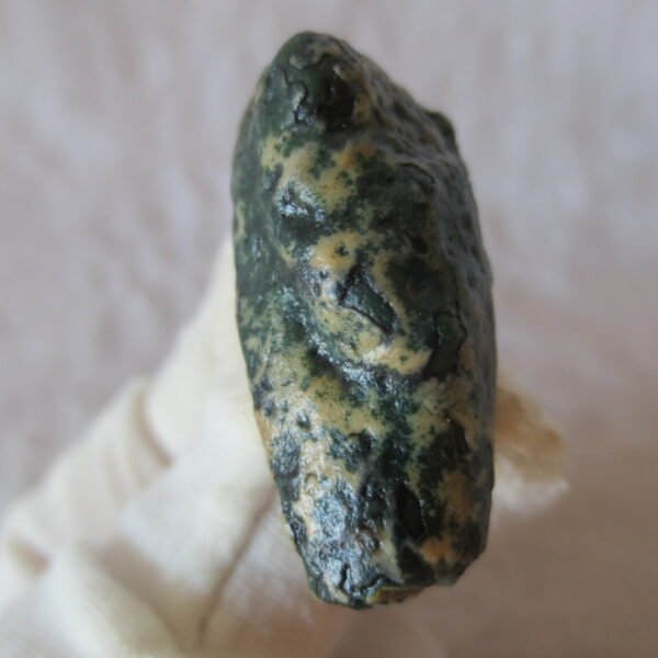 natural green grass flower gobi moss agate , desert gobi stone mineral specimen (t48)